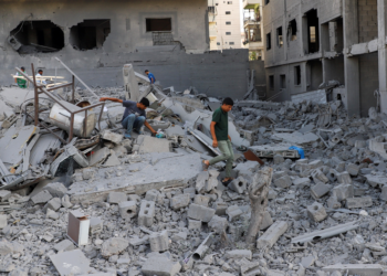 Israel continua ofensiva em Gaza, mesmo após apelos de Trump