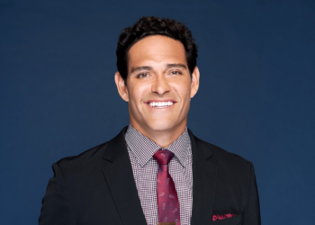 Ex-jogador da NFL leva facada em briga nos EUA e é detido no hospital