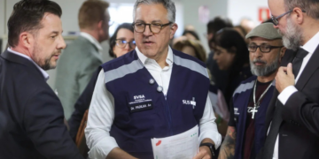 Ministro: Evite bebida em garrafa de rosca