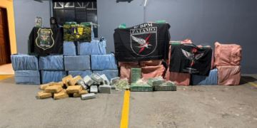 Operação apreende 900 kg de cocaína em pista de pouso clandestina