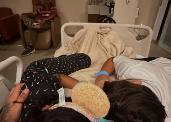 Rapper Hungria publica foto no hospital e agradece carinho dos fãs