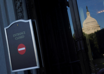 'Shutdown' no governo Trump: o que fechou e o que continua funcionando durante paralisação nos EUA