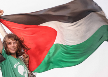 Israel deporta 171 ativistas da flotilha, incluindo Greta, para Grécia e Eslováquia