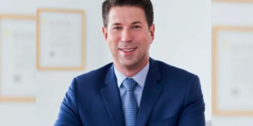 Professor da USP e fundador do Sou da Paz: quem é o brasileiro preso nos EUA 