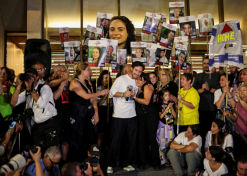 Israel vive expectativa de libertação de reféns pelo Hamas neste fim de semana