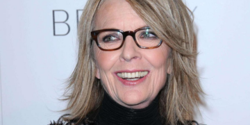 Morre Diane Keaton, atriz vencedora do Oscar