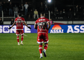 Veja onde assistir CRB x Ferroviária nesta segunda-feira ao vivo
