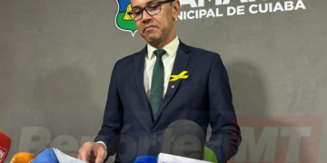 Vereador esquece rastro de IA em post no Insta