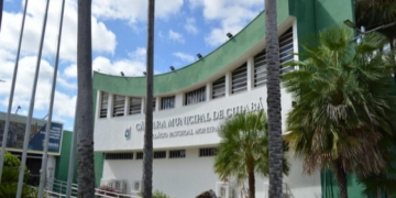 Câmara aprova “Pix do Dia do Professor” para servidores da Educação de Cuiabá