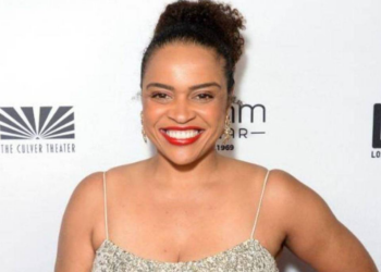 Cineasta brasileira presa por imigração dos EUA é liberada, diz marido