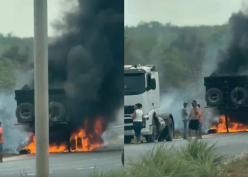 Carreta pega fogo na estrada de Chapada