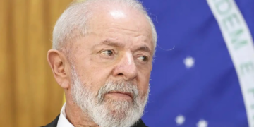 Lula: Que nunca mais venha falar grosso com o Brasil