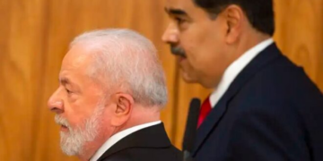 Jogo de cena: 20 vezes em que Lula blindou a ditadura de Maduro