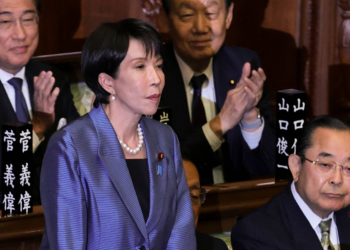 Sanae Takaichi é eleita primeira-ministra do Japão e se torna primeira mulher no cargo