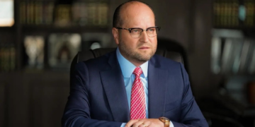 Fraude no INSS: Advogado alvo da PF declarou ganhar R$ 7 milhões por mês