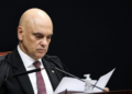 Alexandre de Moraes usa carta psicografada para condenar Filipe Martins