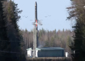 Rússia realiza exercício com armas nucleares um dia após adiamento de reunião entre Putin e Trump