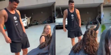 Tata Estaniecki e Júlio Cocielo surgem juntos em festa de Halloween