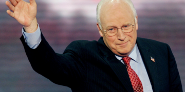 Braço direito dos Bush, mentor da invasão ao Iraque e crítico de Trump: quem foi Dick Cheney, ex-vice-presidente dos EUA que morreu aos 84 anos