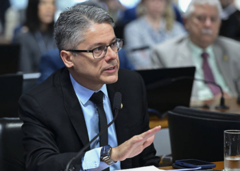 CPI do crime organizado convida Castro, Tarcísio e ministros de Lula