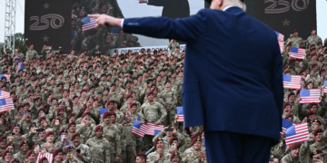 Governo Trump planeja operação terrestre no México contra cartéis, diz site; 'Não vai acontecer', reage presidente mexicana