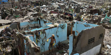 Tufão Kalmaegi deixa mais de 90 mortos e rastro de destruição nas Filipinas