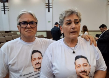 "Tirou máscara da mentira", diz mãe de vítima após júri em Apucarana