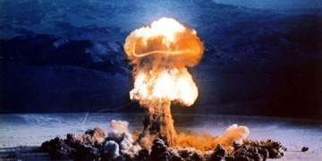 Sobreviventes de Hiroshima criticam retomada de testes nucleares pelos EUA: 'Inaceitável'