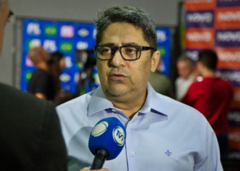 Ananias vai afastar vereador de VG que chamou Flávia de mentirosa