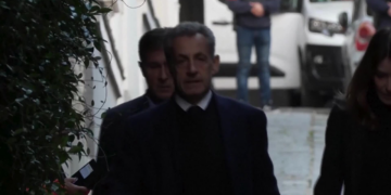 Ex-presidente francês Nicolas Sarkozy deixará prisão