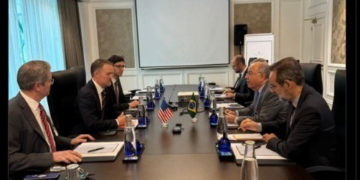 Brasil quer resolver tarifaço no curto prazo, mas segue sem pistas sobre o que Trump pedirá