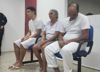 Após 10 horas, julgamento de mãe, filho e executor por mortes no Shopping Popular é interrompido