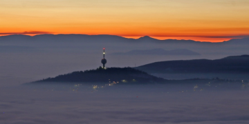 Até R$ 610 mil por pessoa e saídas da Itália às sextas: como é a denúncia sobre 'safári humano' em Sarajevo