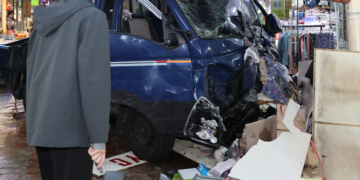 Caminhão atropela pedestres em um mercado na Coreia do Sul e deixa 2 mortos e 18 feridos