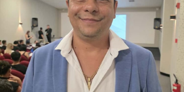 Tecnologia e Inteligência Artificial: a nova era da gestão eficiente e conectada à sociedade