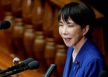 Japão convoca embaixador da China após diplomata chinês defender 'decapitar' premiê japonesa