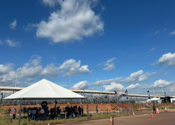 Secel reforça segurança e reconstrução de arquibancada no autódromo em Cuiabá