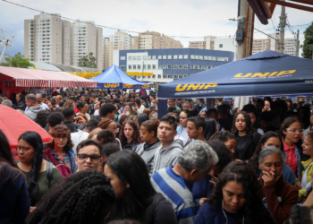 Começa o 2º dia de aplicação do Enem em todo o Brasil
