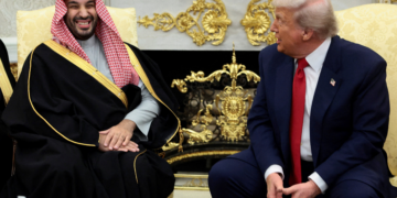 'Ele não sabia de nada', diz Trump sobre príncipe saudita acusado pelos EUA de mandar matar jornalista