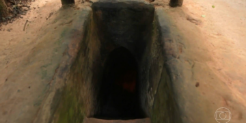 Túneis guardam mapa, armas e cozinhas improvisadas usadas por soldados na Guerra do Vietnã; VÍDEO