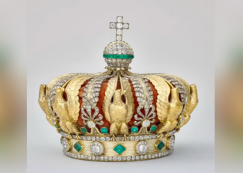 Roubo no Louvre foi realizado por 'amadores', diz promotoria de Paris