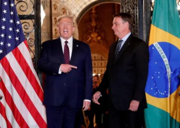 'É uma pena', diz Trump sobre prisão de Bolsonaro