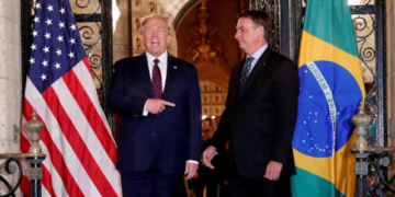 'É uma pena', diz Trump sobre prisão de Bolsonaro