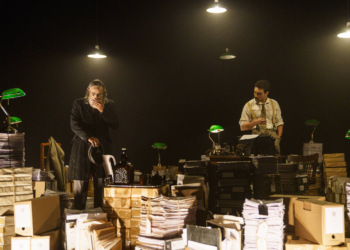 Peça 'Novas Diretrizes em Tempos de Paz' volta a São Paulo e relembra a ditadura