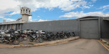 PCE suspende visitas após assassinatos de policiais penais