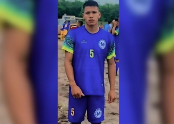 Moto bate em cavalo e jogador de 21 anos morre em Santa Terezinha