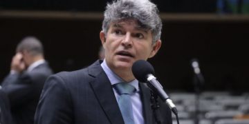 Medeiros detona Moraes por pedir prisão de Bolsonaro: "Diabólico e maquiavélico"