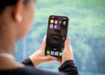 Como mulheres e meninas podem se proteger da violência na internet?