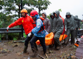 Passagem de ciclone causa mortes e inundações generalizadas em países do Sudeste Asiático