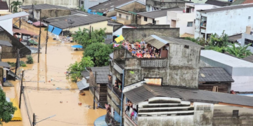 Inundações deixam quase 600 mortos na Ásia